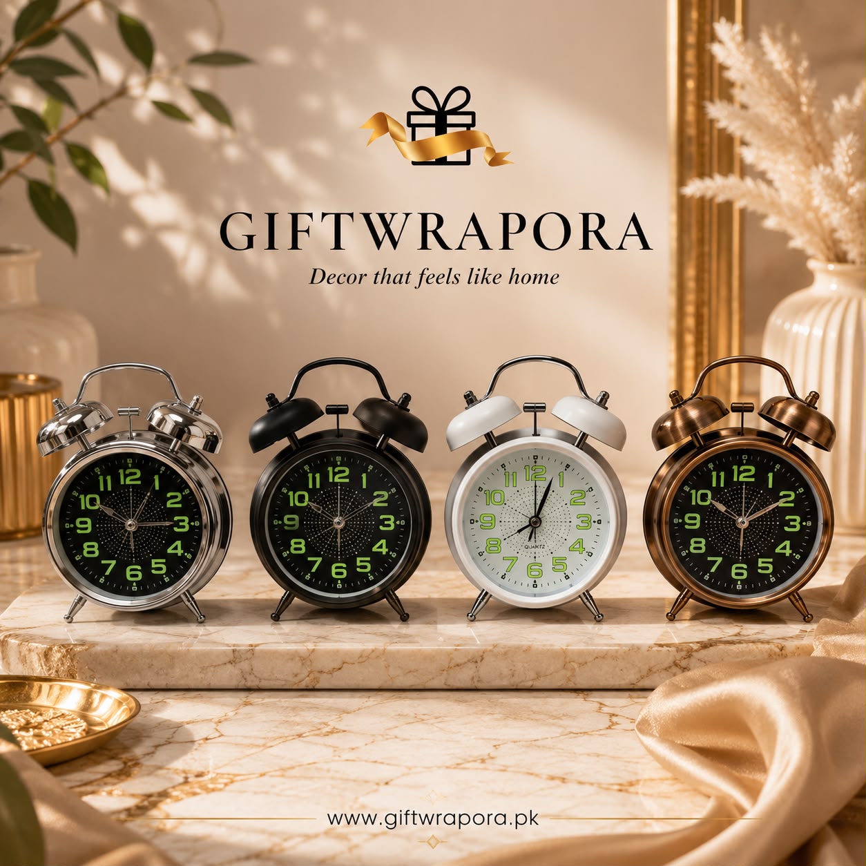 Classic Vintage Twin Bell Metal Alarm Clock Glow in the Dark Dial Loud Alarm Bedside Table Desk Decor