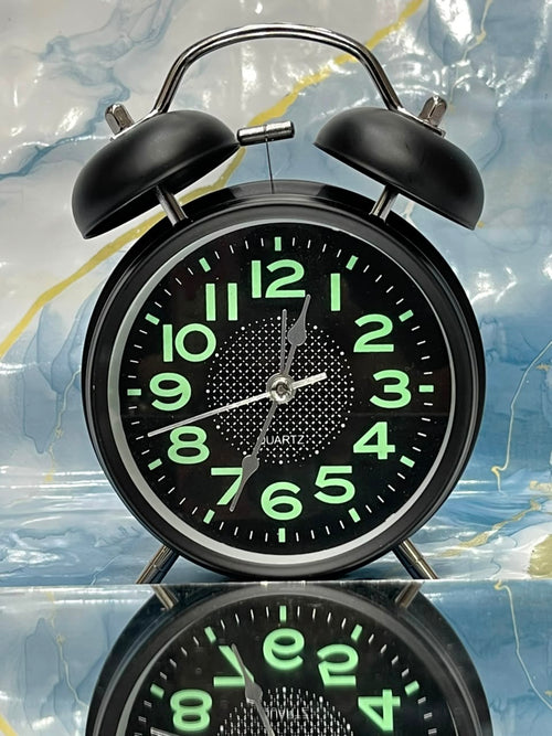 Classic Vintage Twin Bell Metal Alarm Clock Glow in the Dark Dial Loud Alarm Bedside Table Desk Decor