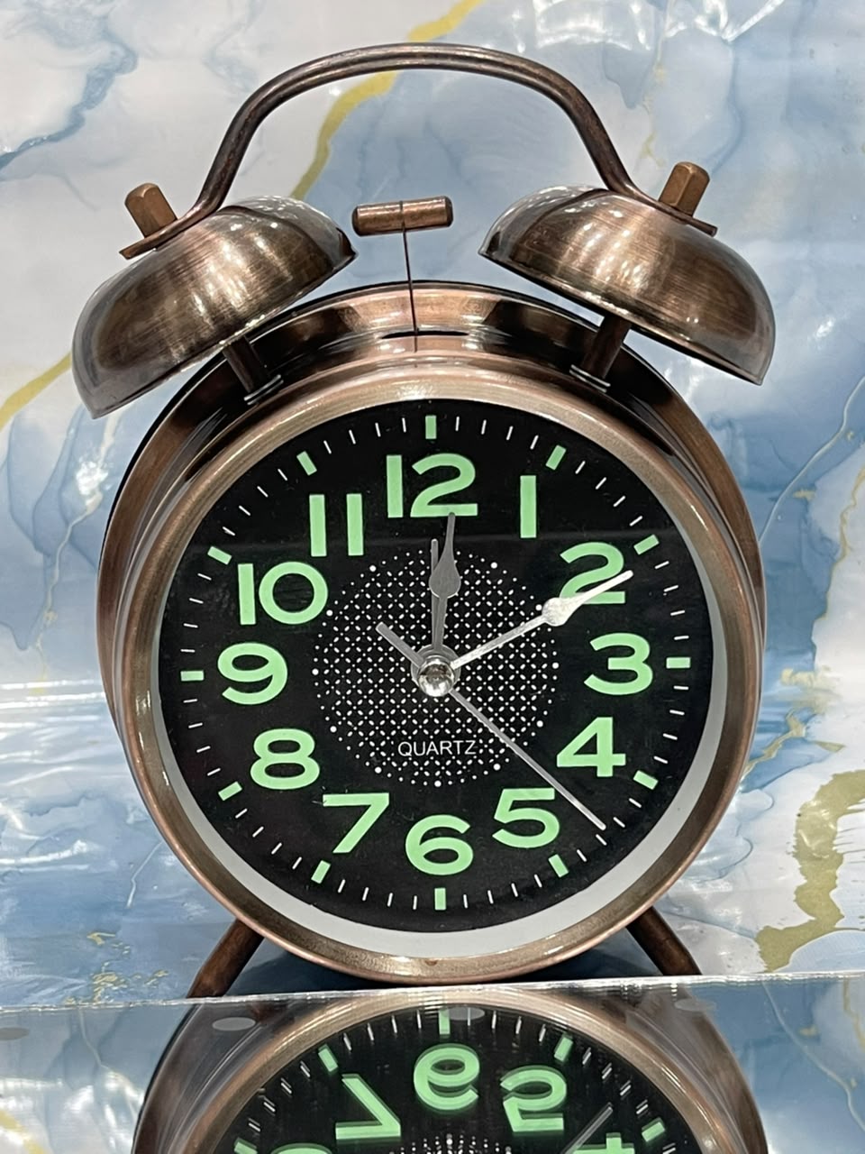 Classic Vintage Twin Bell Metal Alarm Clock Glow in the Dark Dial Loud Alarm Bedside Table Desk Decor